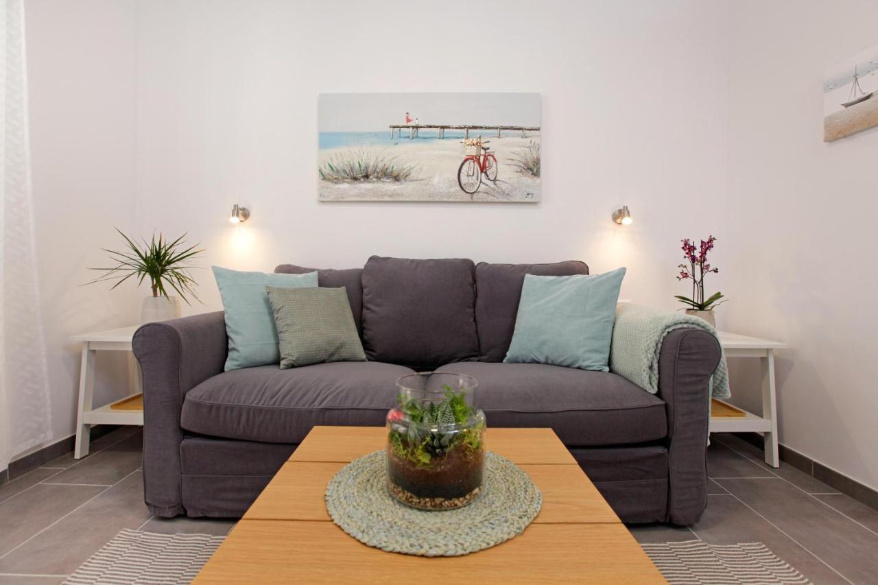 Santa Cruz Apartments Supetar Dış mekan fotoğraf