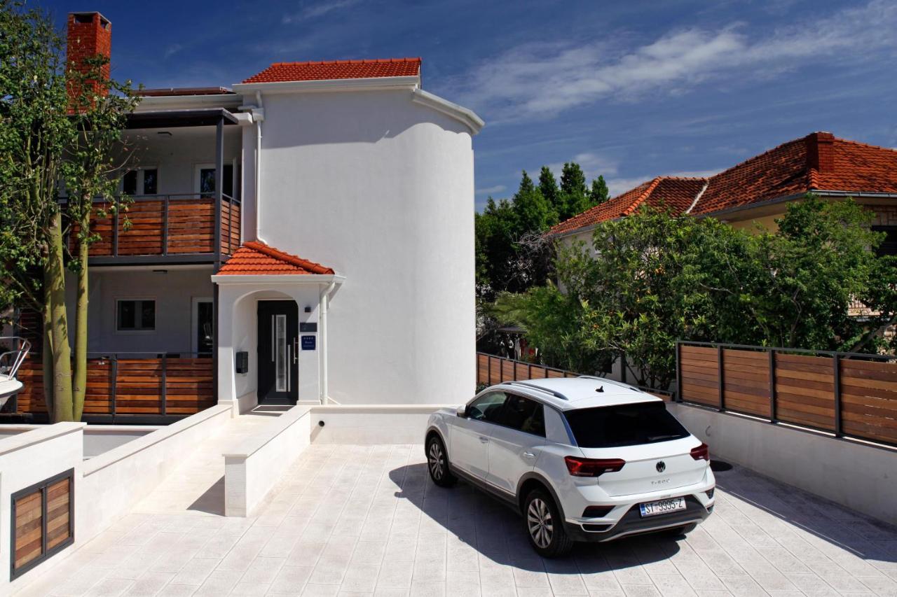Santa Cruz Apartments Supetar Dış mekan fotoğraf