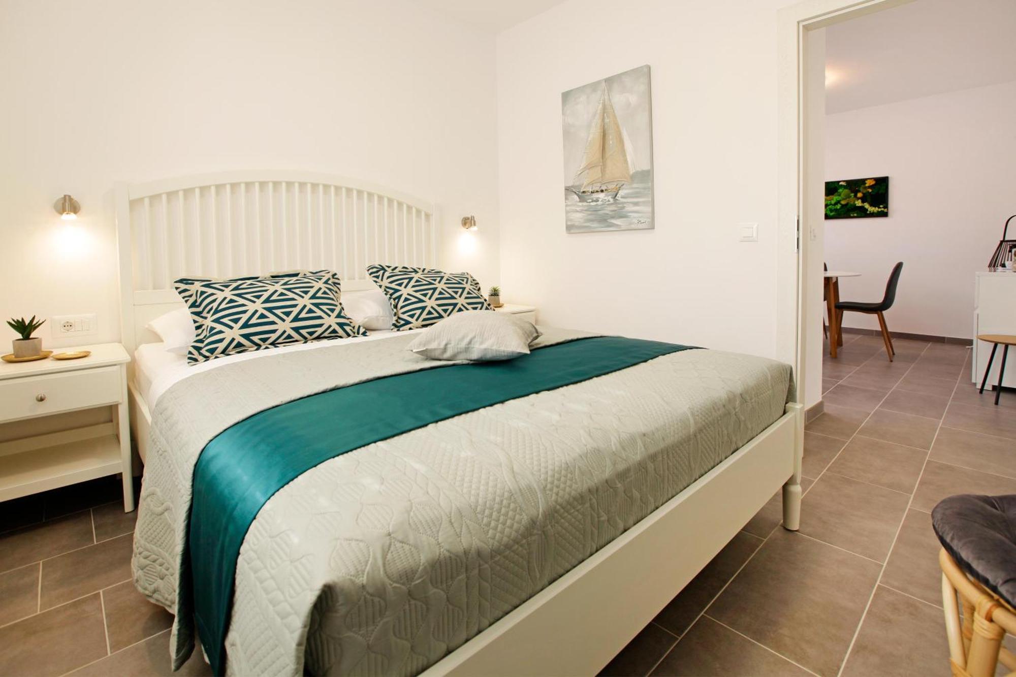 Santa Cruz Apartments Supetar Dış mekan fotoğraf